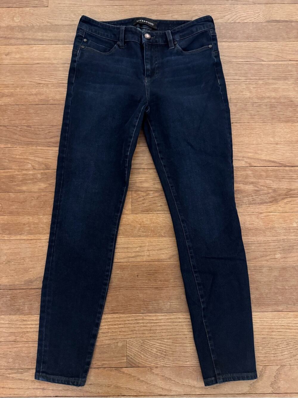 Liverpool Women's Blackout Blue Hugger Ankle Skinny Jeans - Size 4
 b2